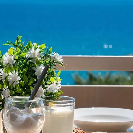 Ifi Sea House Апартаменты *