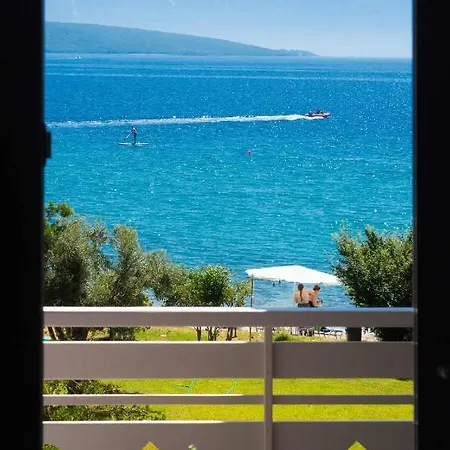 Ifi Sea House
