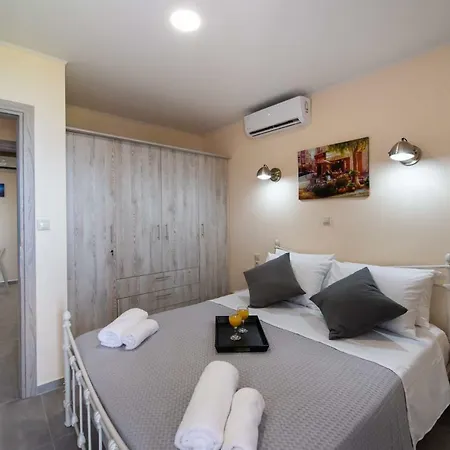 Apartament Ifi Sea House