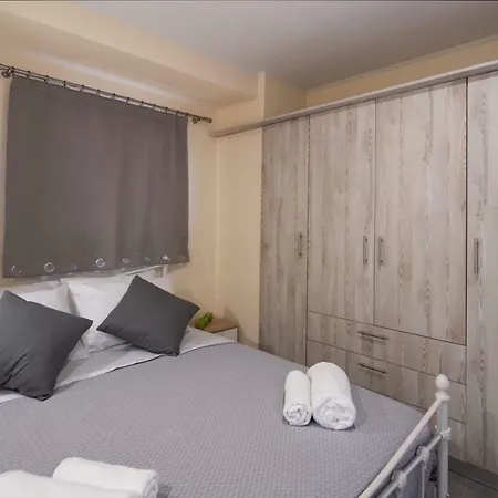 Apartament Ifi Sea House